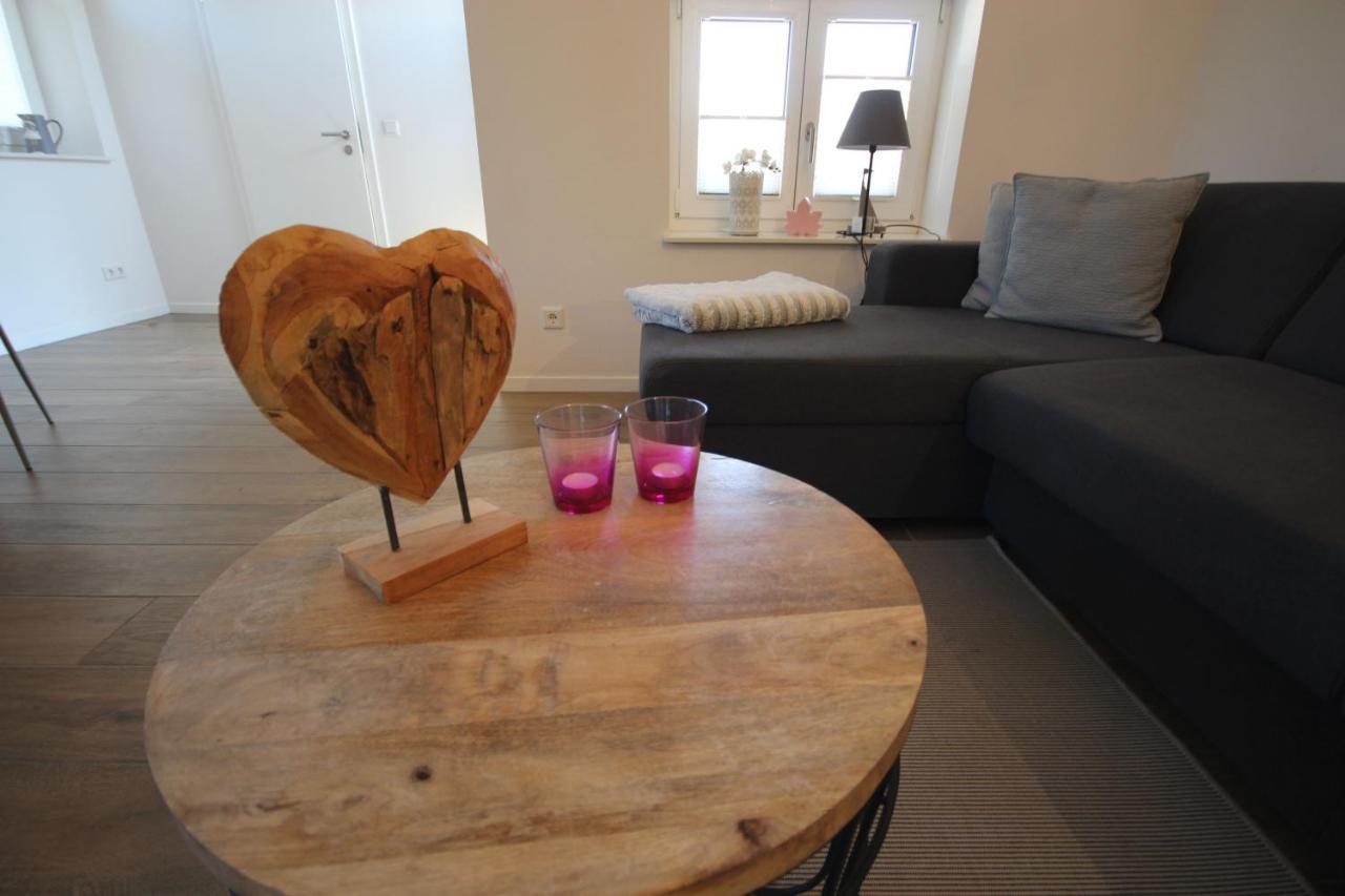 Fw Steuerbord Peildeck Apartment วุสโทรว์ ภายนอก รูปภาพ